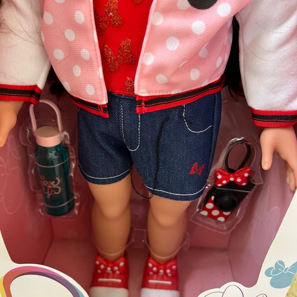 Disney Ily ~ Minnie Mouse Doll ~ Retired - Picture 2 of 2